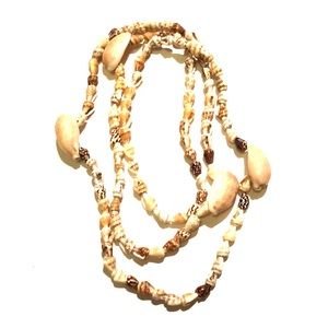 Shell necklace
